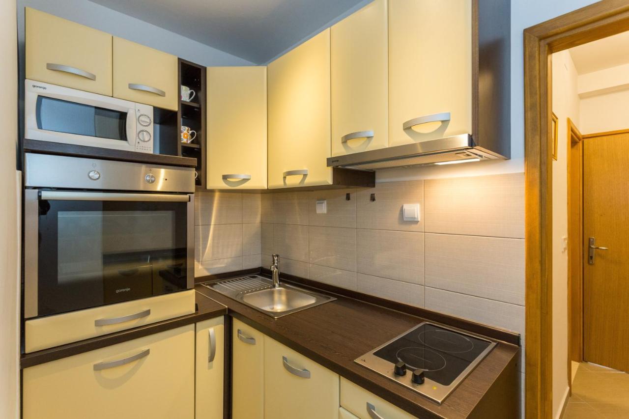 Apartment Perovic *