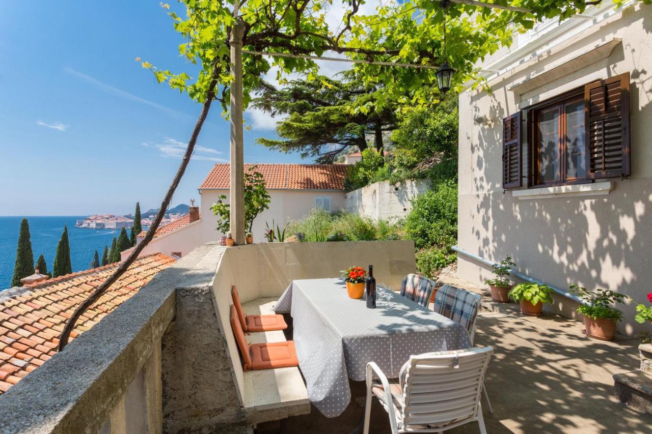 Perovic Apartment *